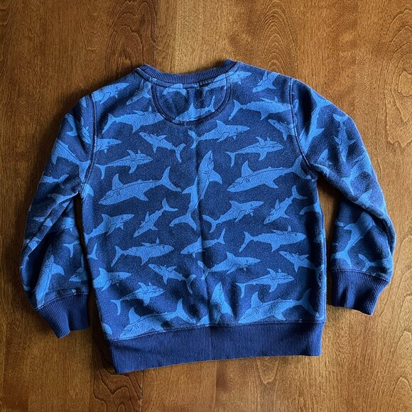 Amazon Essentials shark sweatshirt XS 5-6 - Picture 7 of 7